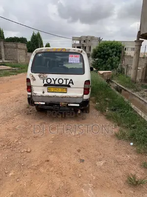 Toyota HiAce 2008 White