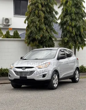 Hyundai Tucson GL FWD 2013 Silver