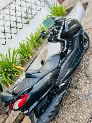Yamaha Majesty 2014 Black