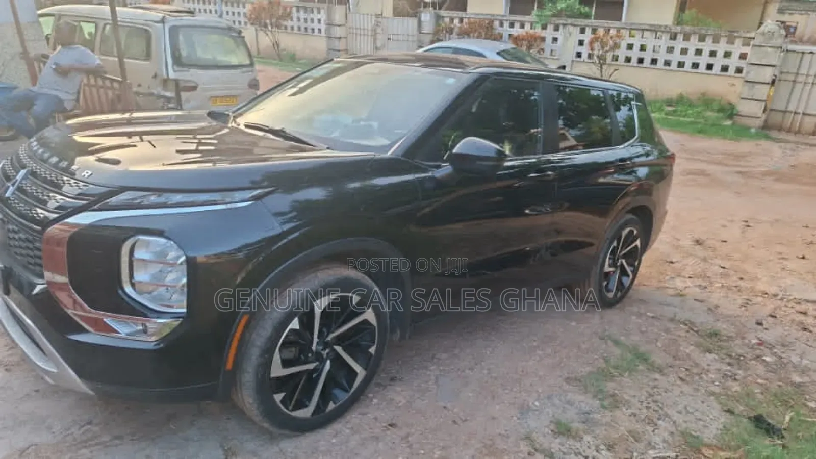 Mitsubishi Outlander 2022 Black