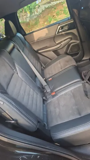 Mitsubishi Outlander 2022 Black