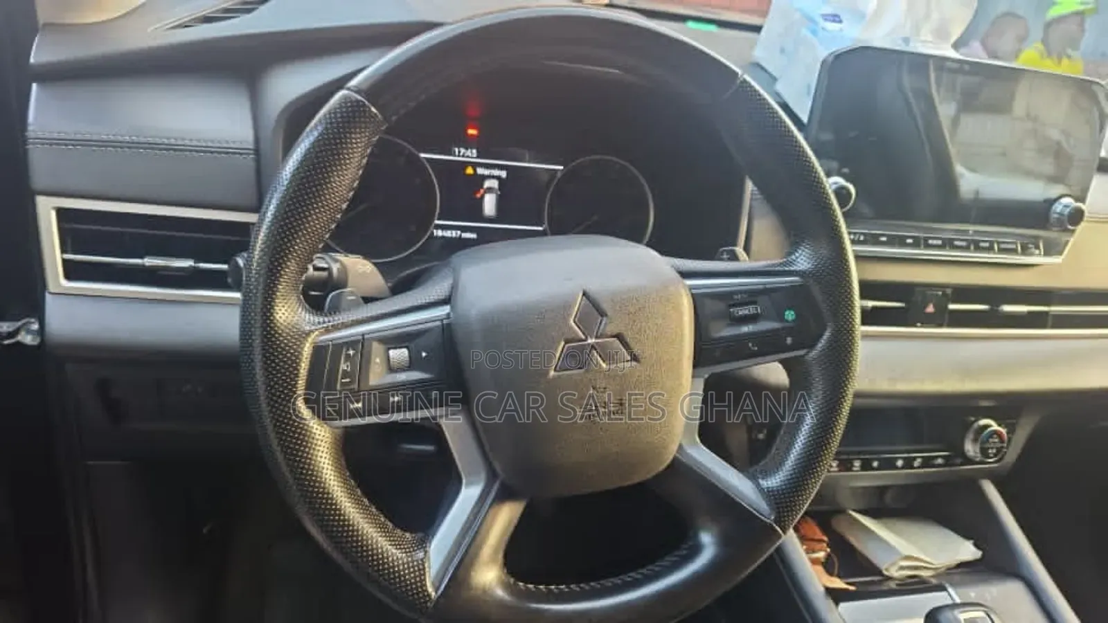 Mitsubishi Outlander 2022 Black