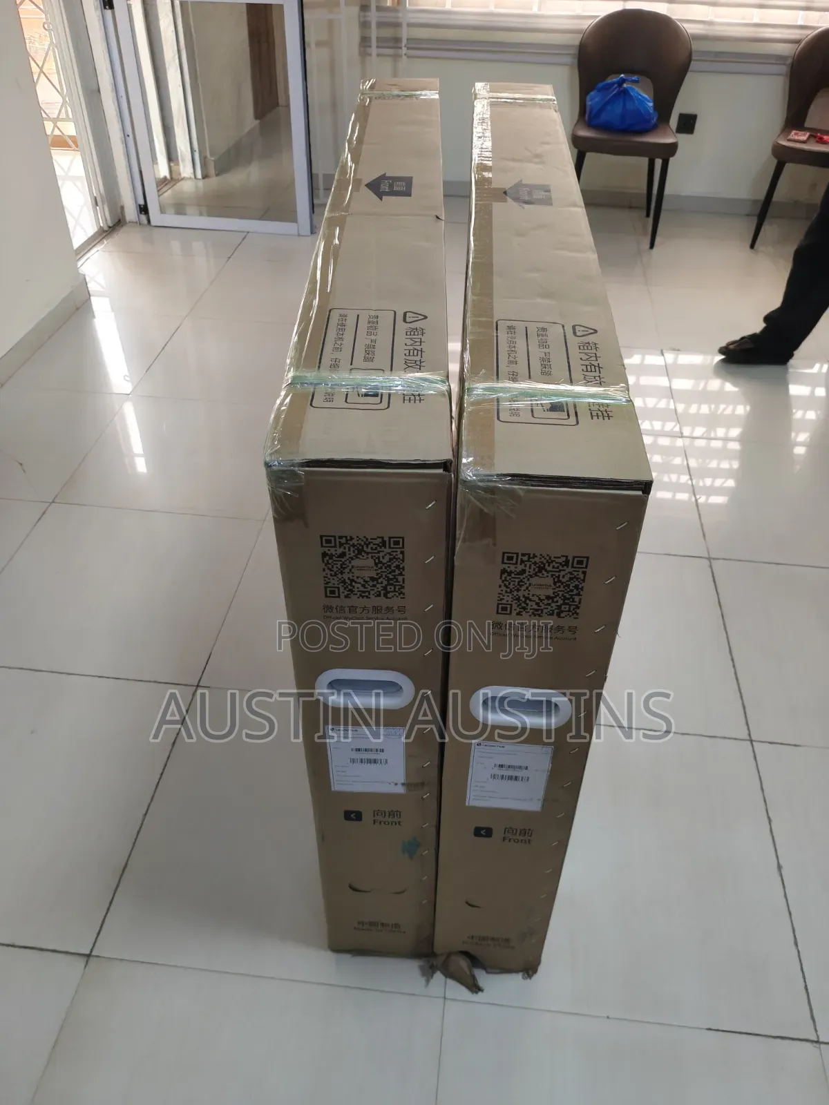 Brand New Leaderhub Smart Interactive Board