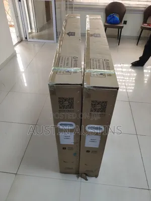 Brand New Leaderhub Smart Interactive Board
