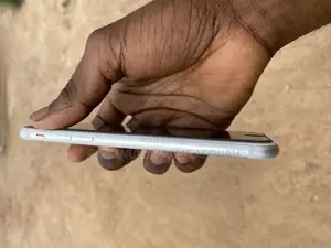 Apple iPhone 7 32 GB Silver