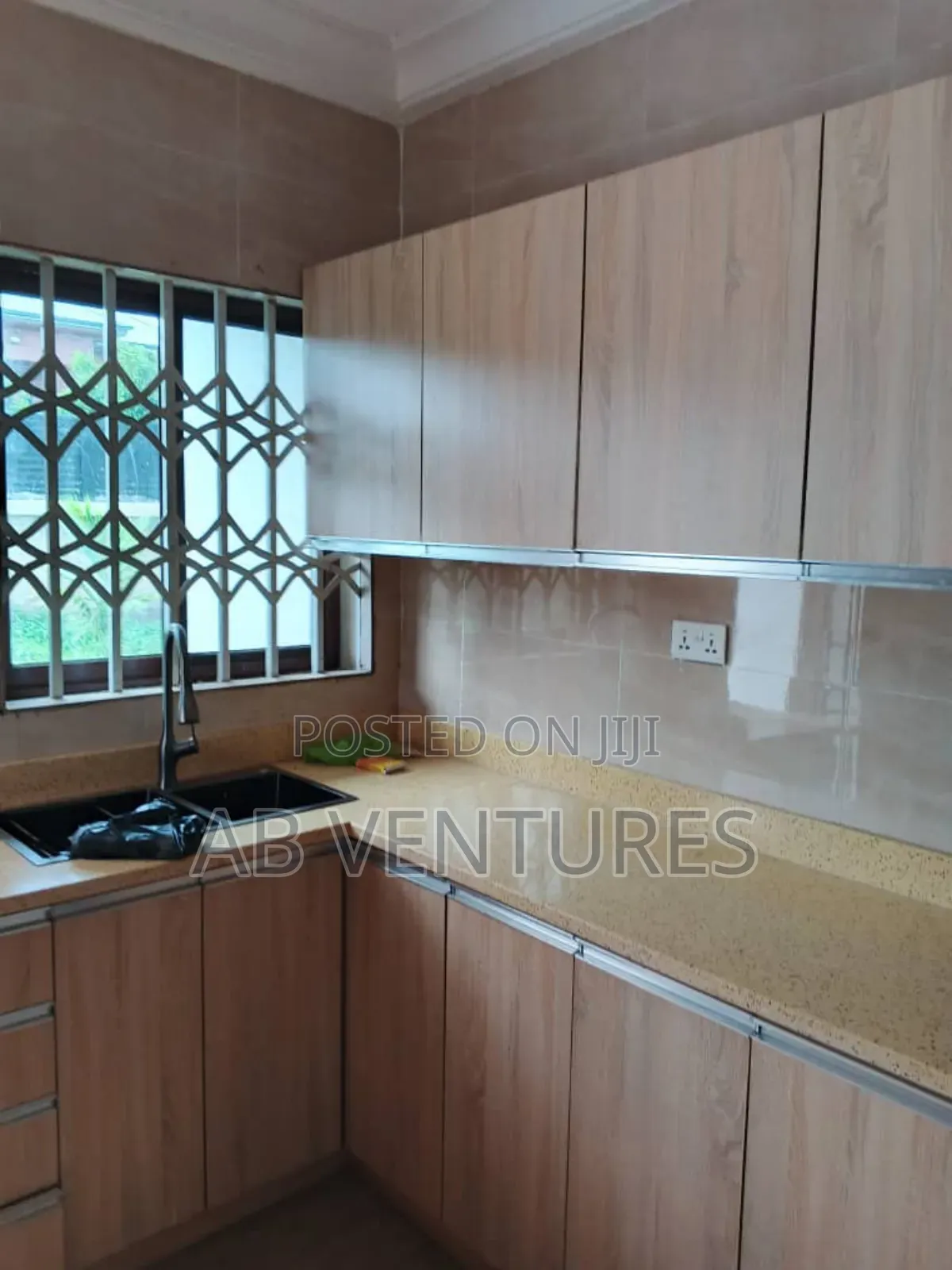 2bdrm Apartment in Oyibi Police Station, Valley View Area for rent