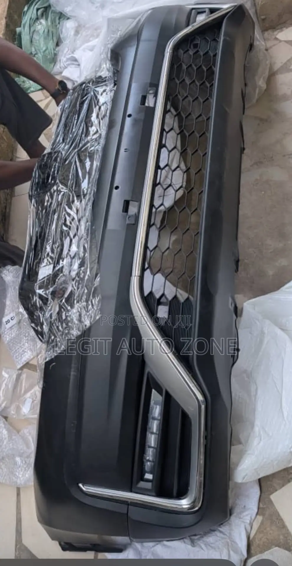 Honda CRV 2019,2020,2021,2022, Front Bumper Complete