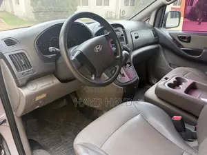 Hyundai Starex 2011 Silver