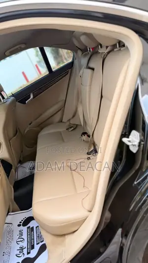Mercedes-Benz C250 2014 Black