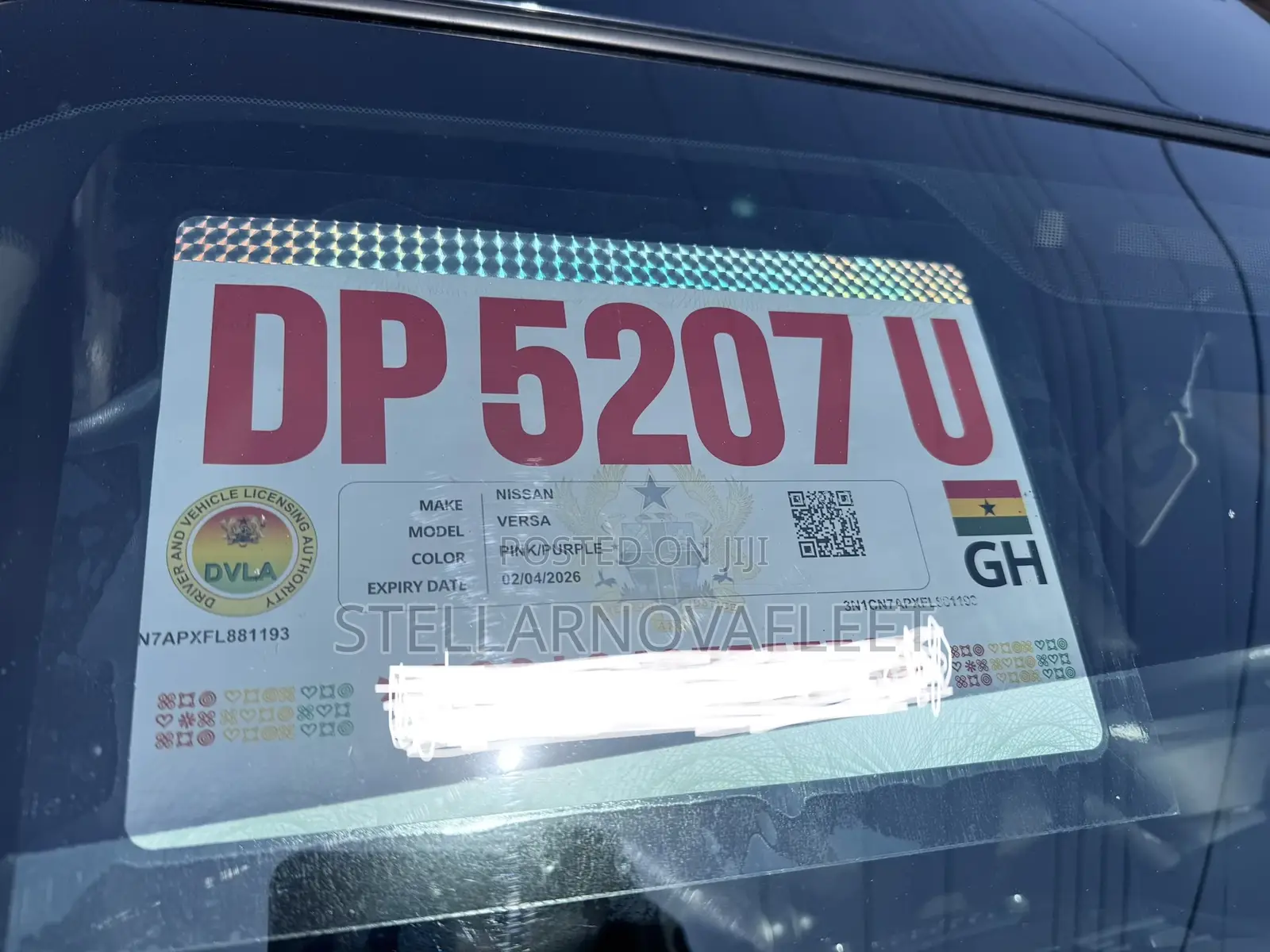 Nissan Versa 1.6 SV 4dr Sedan (1.6L 4cyl CVT) 2015 Black