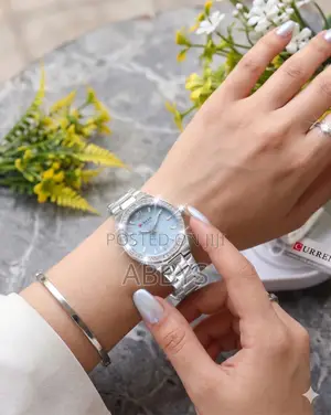Curren 9103 Women's Elegant Quartz Watch