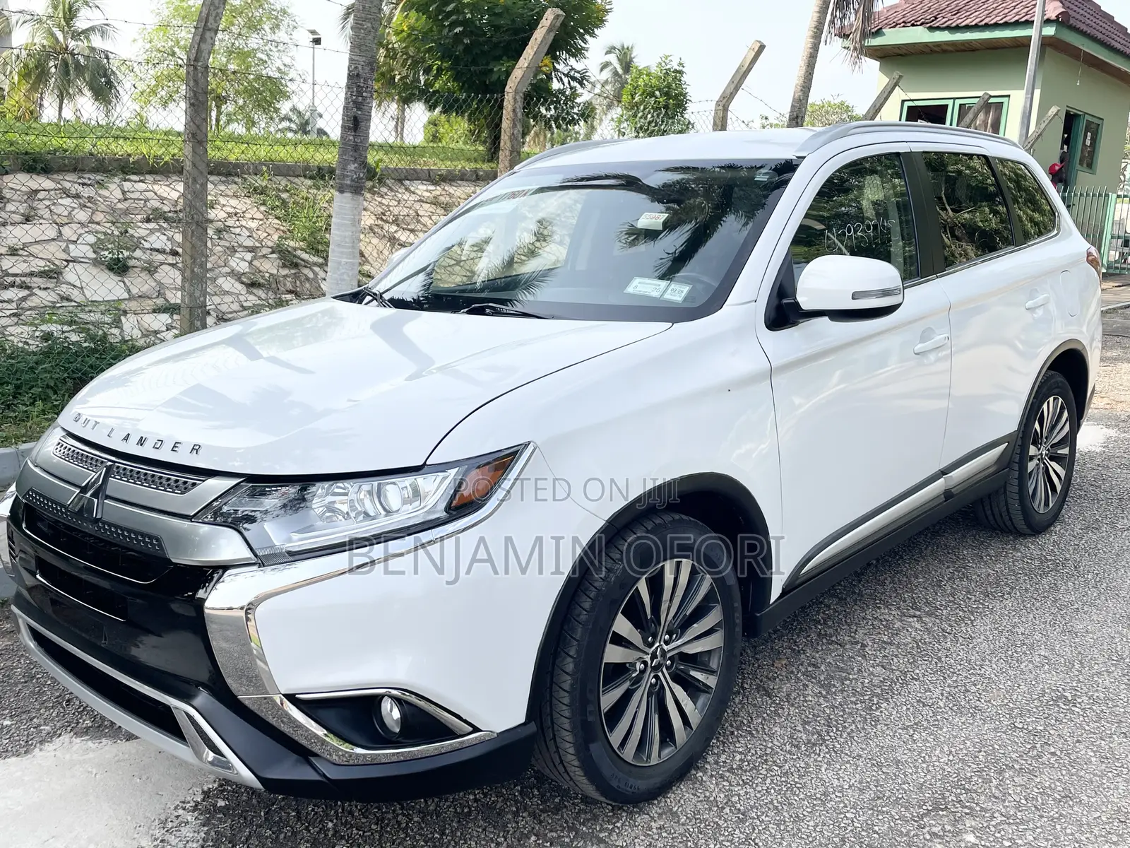 Mitsubishi Outlander SEL AWC 2019 White