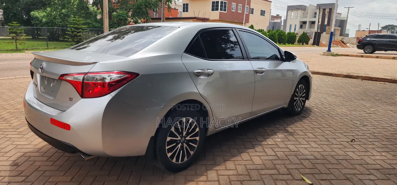 Toyota Corolla S 4dr Sedan (1.8L 4cyl CVT) 2016 Silver