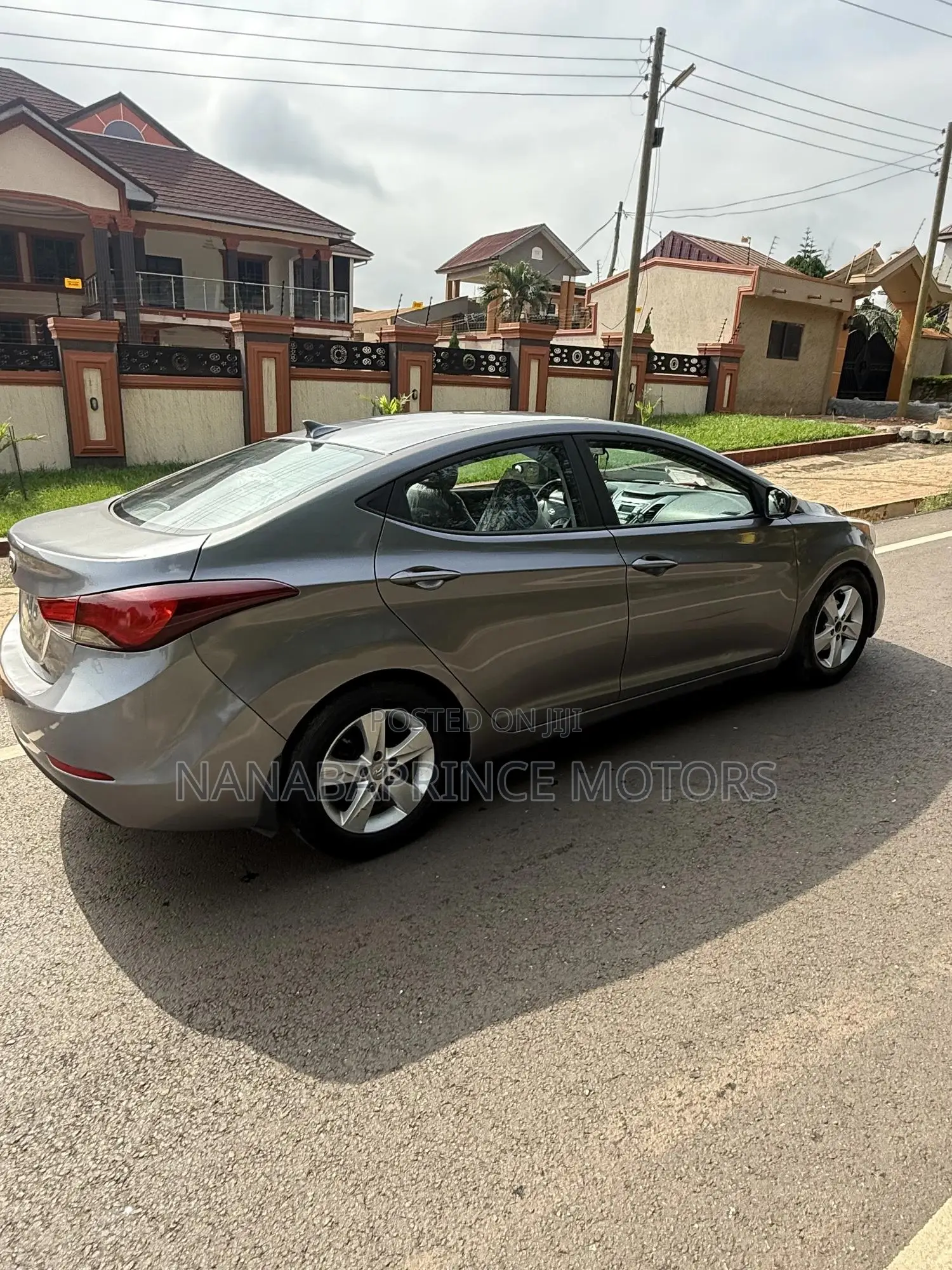 Hyundai Elantra SE 4dr Sedan (1.8L 4cyl 6M) 2014 Gray