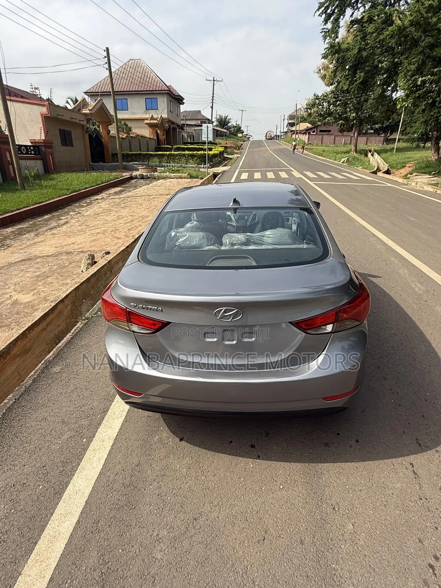 Hyundai Elantra SE 4dr Sedan (1.8L 4cyl 6M) 2014 Gray