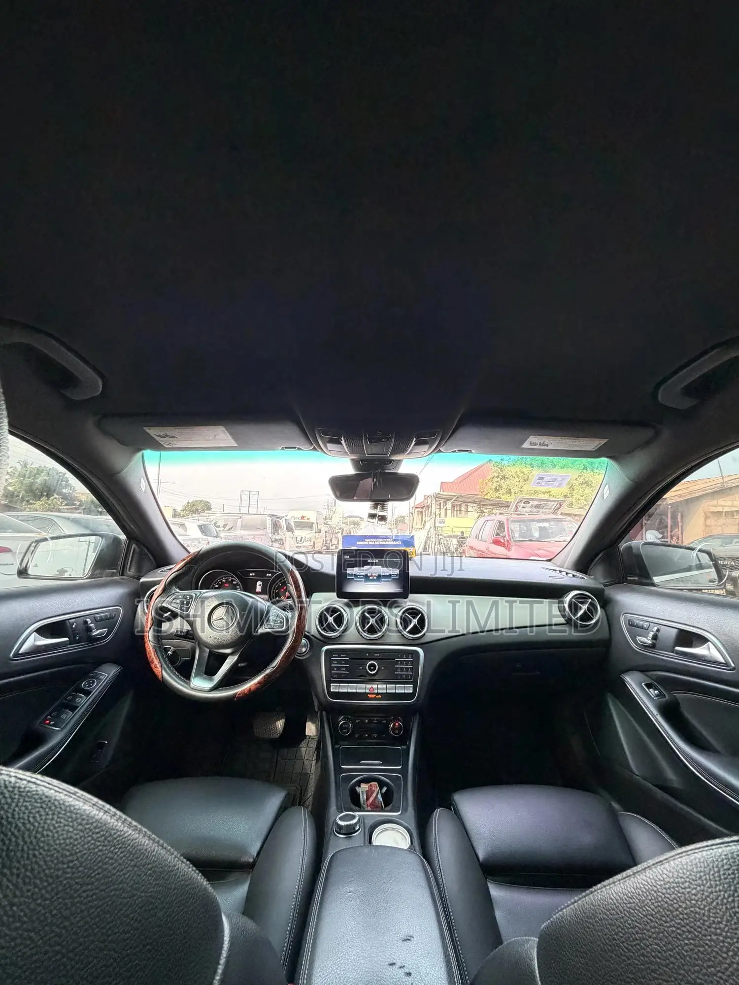 Mercedes-Benz GLA 250 2017 Black