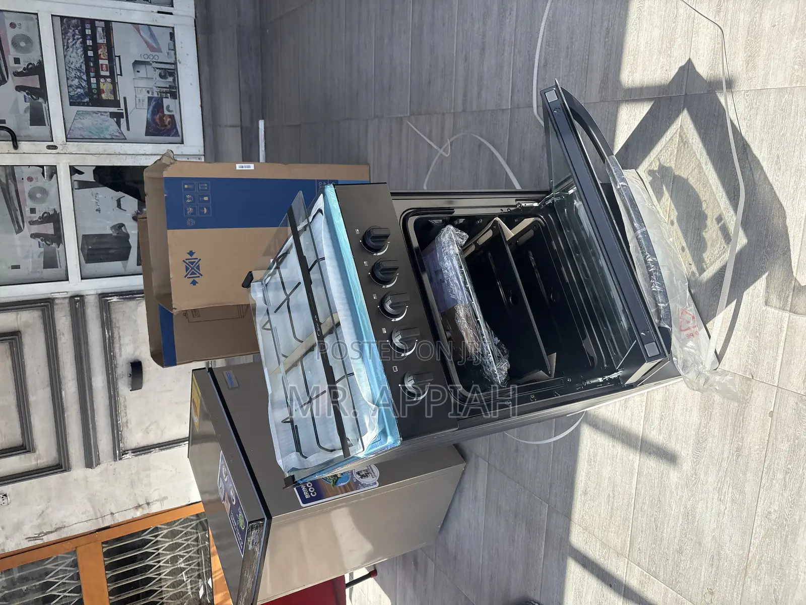 Sleek Midea 50x50cm 4 Gas Burner With Oven and Grill(