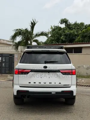 Toyota Sequoia TRD PRO 4WD 2026 White