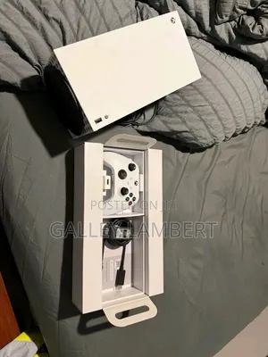 White Xbox Series X With 11 Games