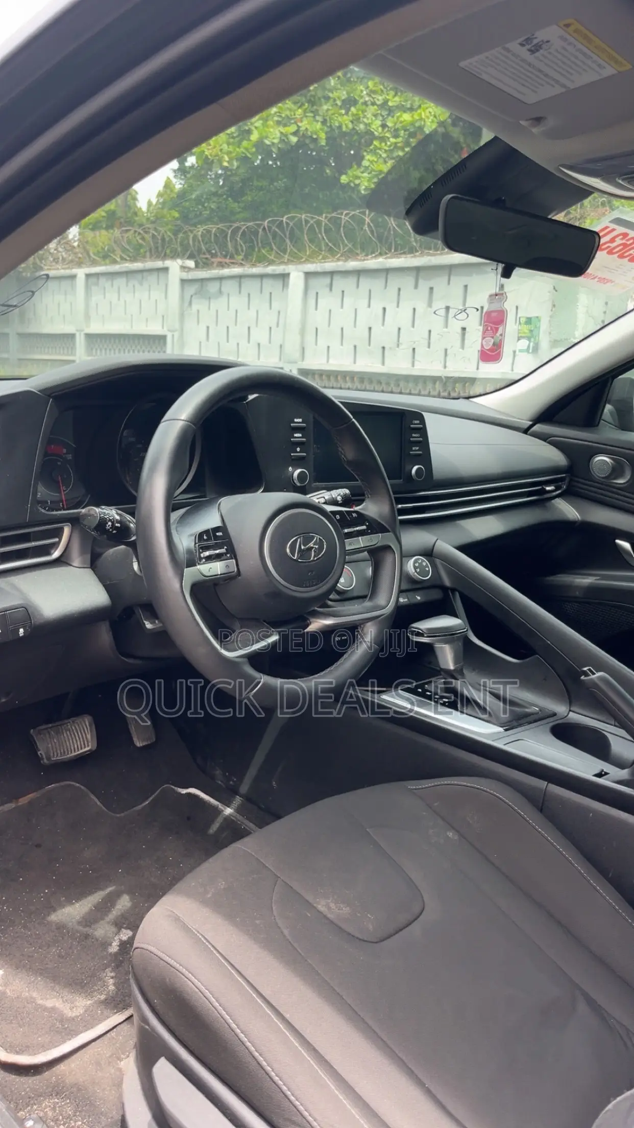 Hyundai Elantra SEL 2023 Gray