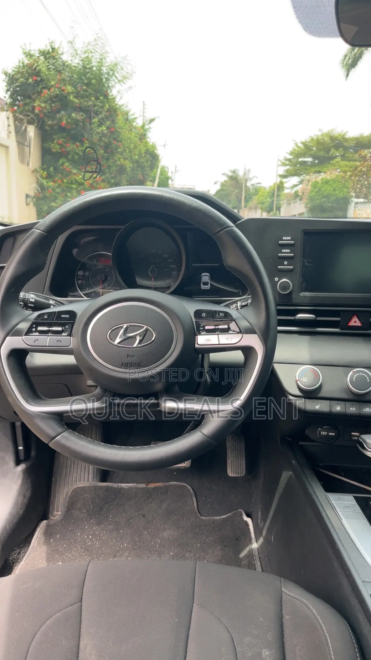 Hyundai Elantra SEL 2023 Gray