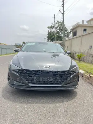 Hyundai Elantra SEL 2023 Gray