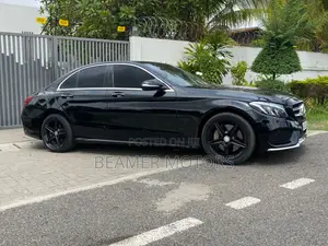 Mercedes-Benz C300 Sport 4Matic Sedan AWD (2.0L 4cyll 7A) 2016 Black