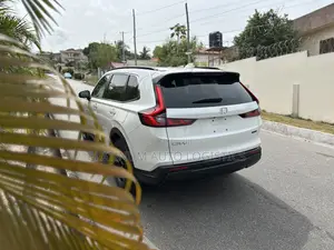 Honda CR-V 2025 White