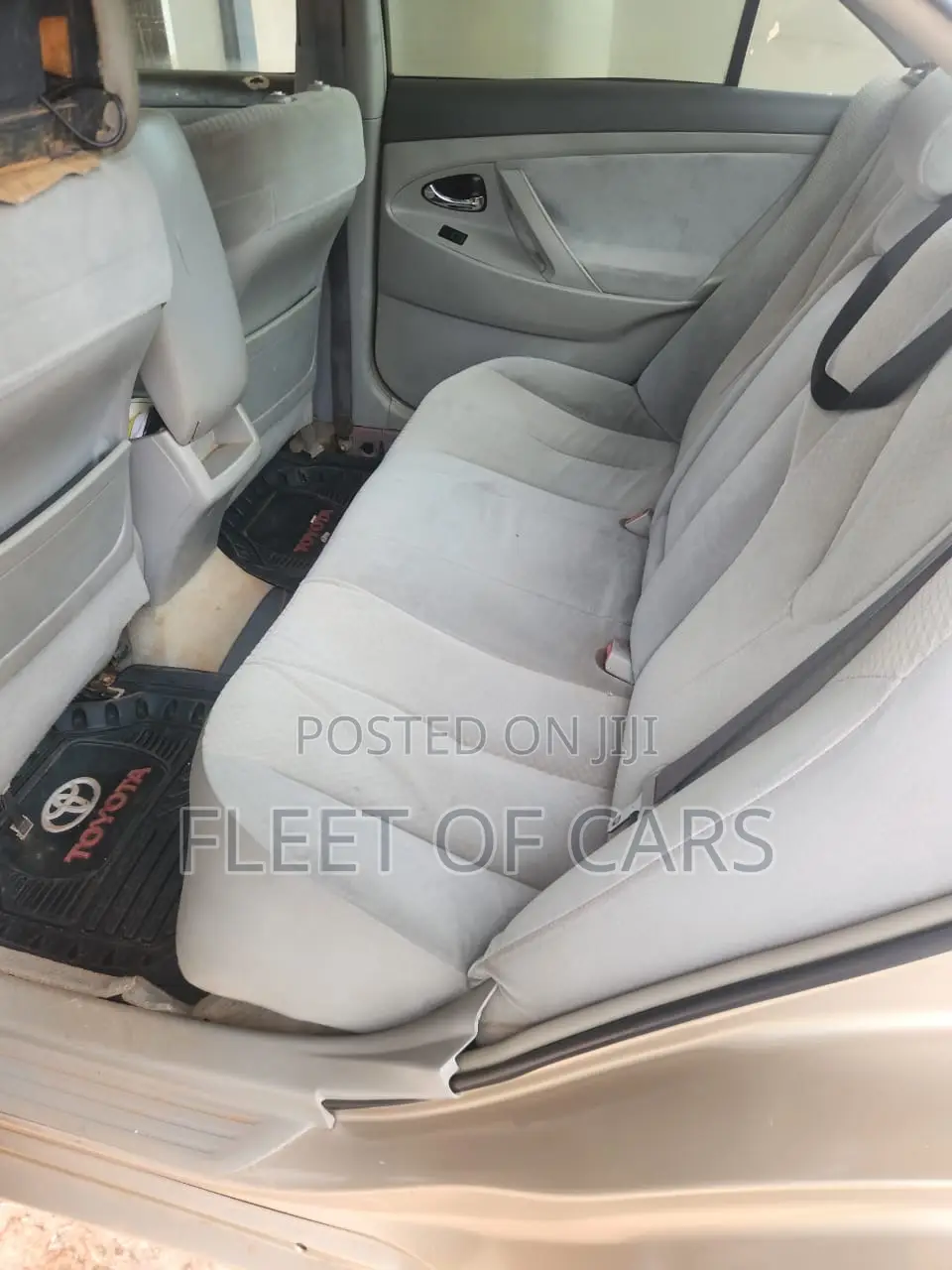 Toyota Camry 2009 Gold