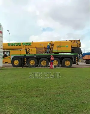 100 Tons Mobile Crane