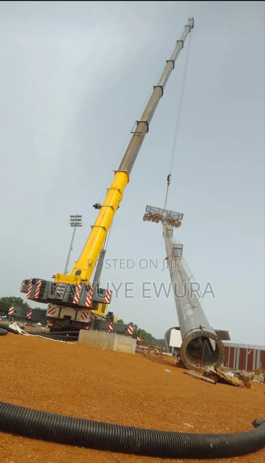 100 Tons Mobile Crane