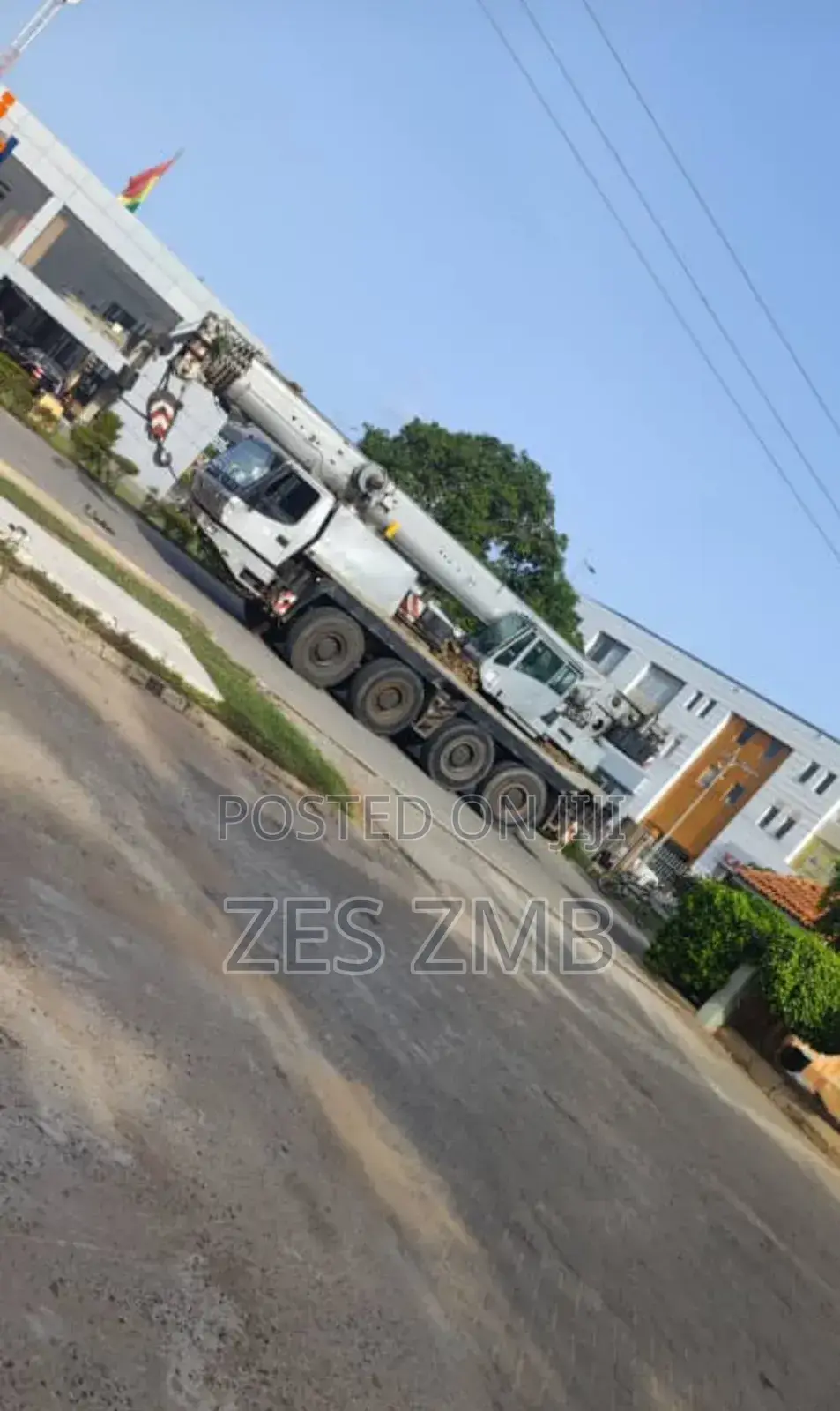 100 Tons Mobile Crane