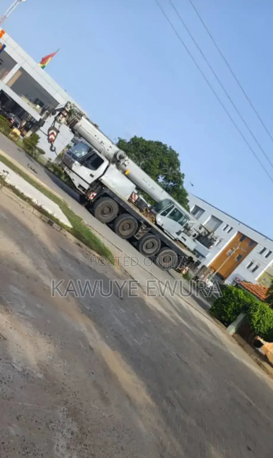 100 Tons Mobile Crane