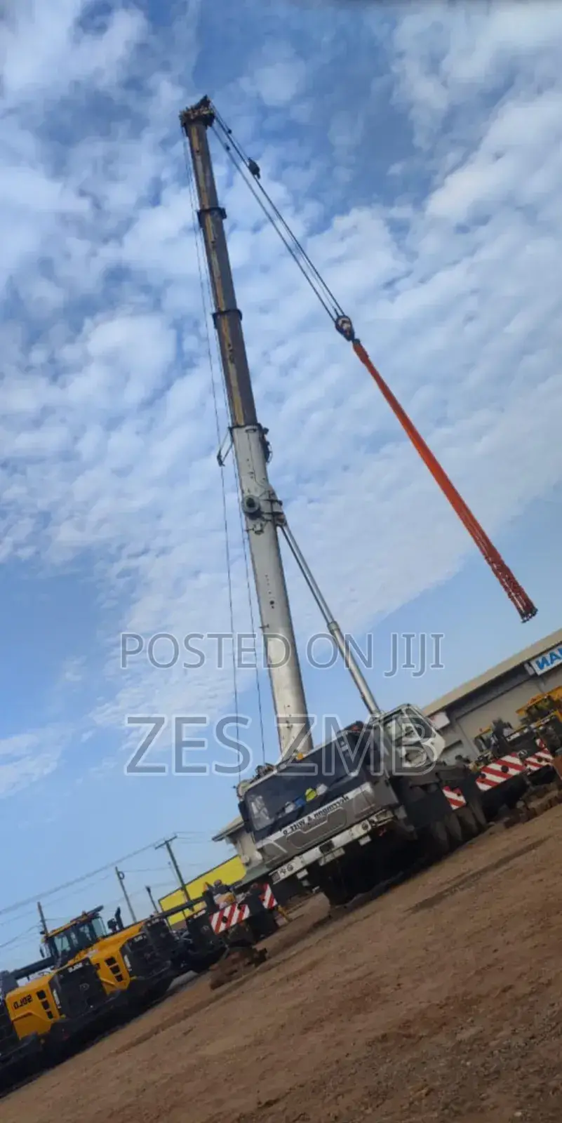 100 Tons Mobile Crane