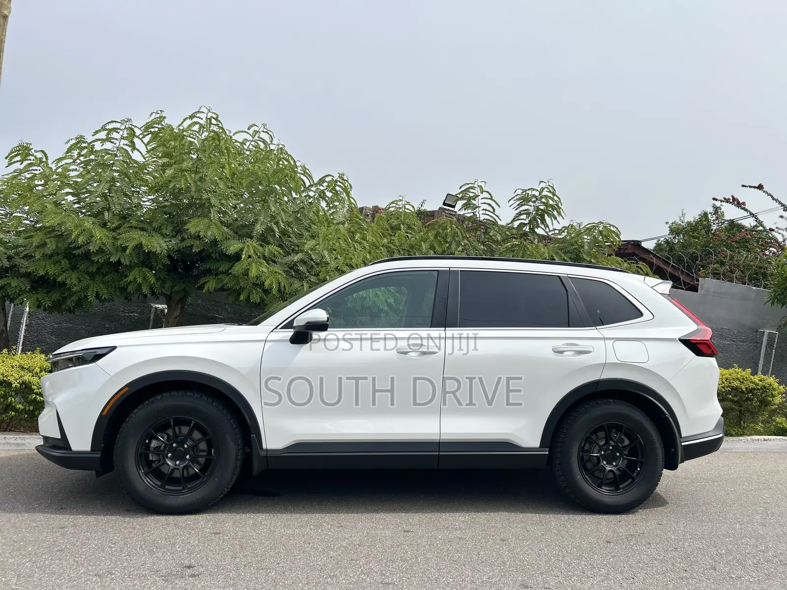 Honda CR-V 2025 White