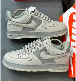 Original Nike Snacker for Cool Price