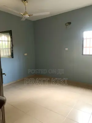 Mini Flat in Oyibi for rent