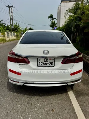 Honda Accord Sport 4dr Sedan FWD (2.4L 4cyl 2A) 2016 White