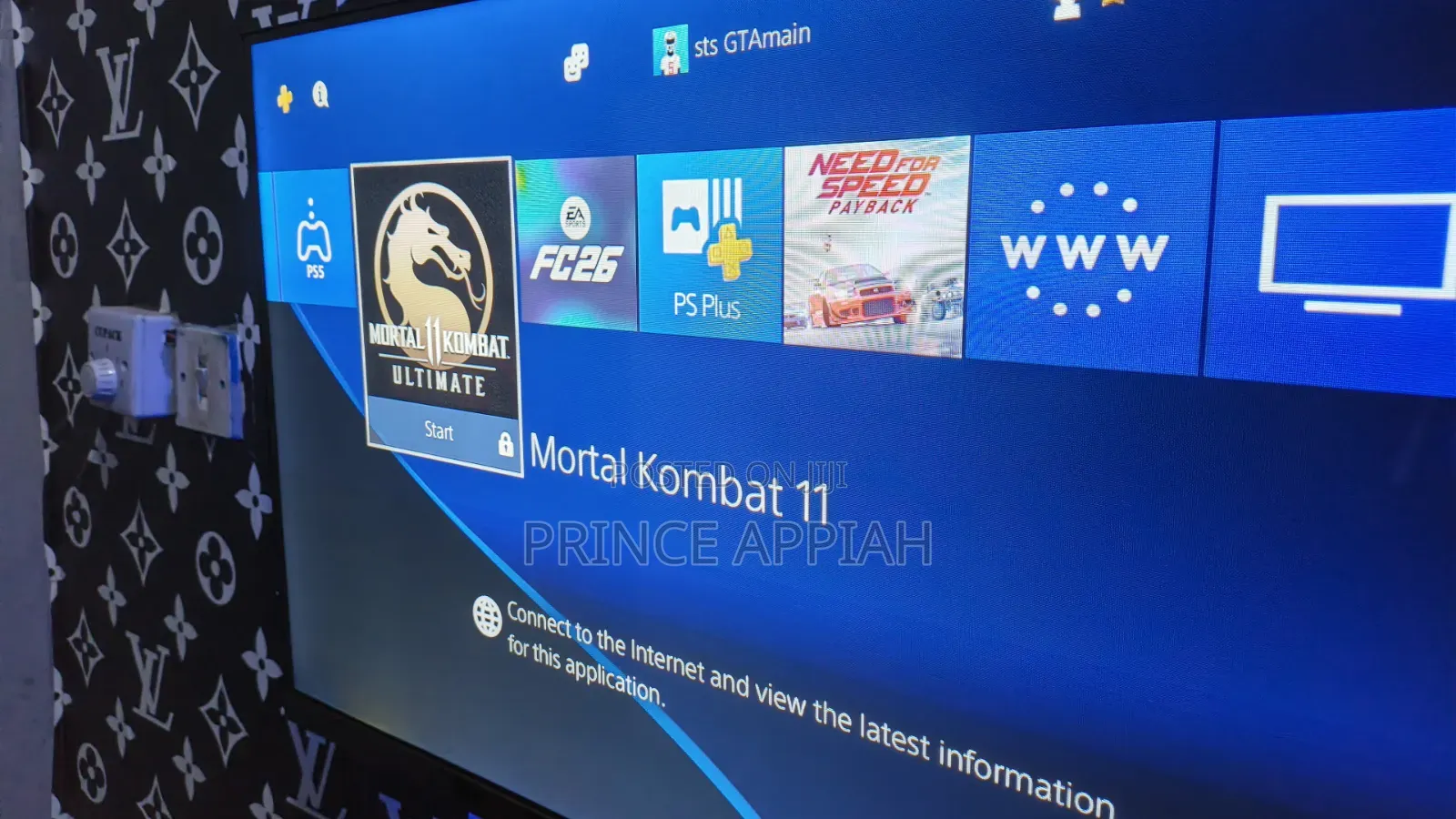 Ps4 Console
