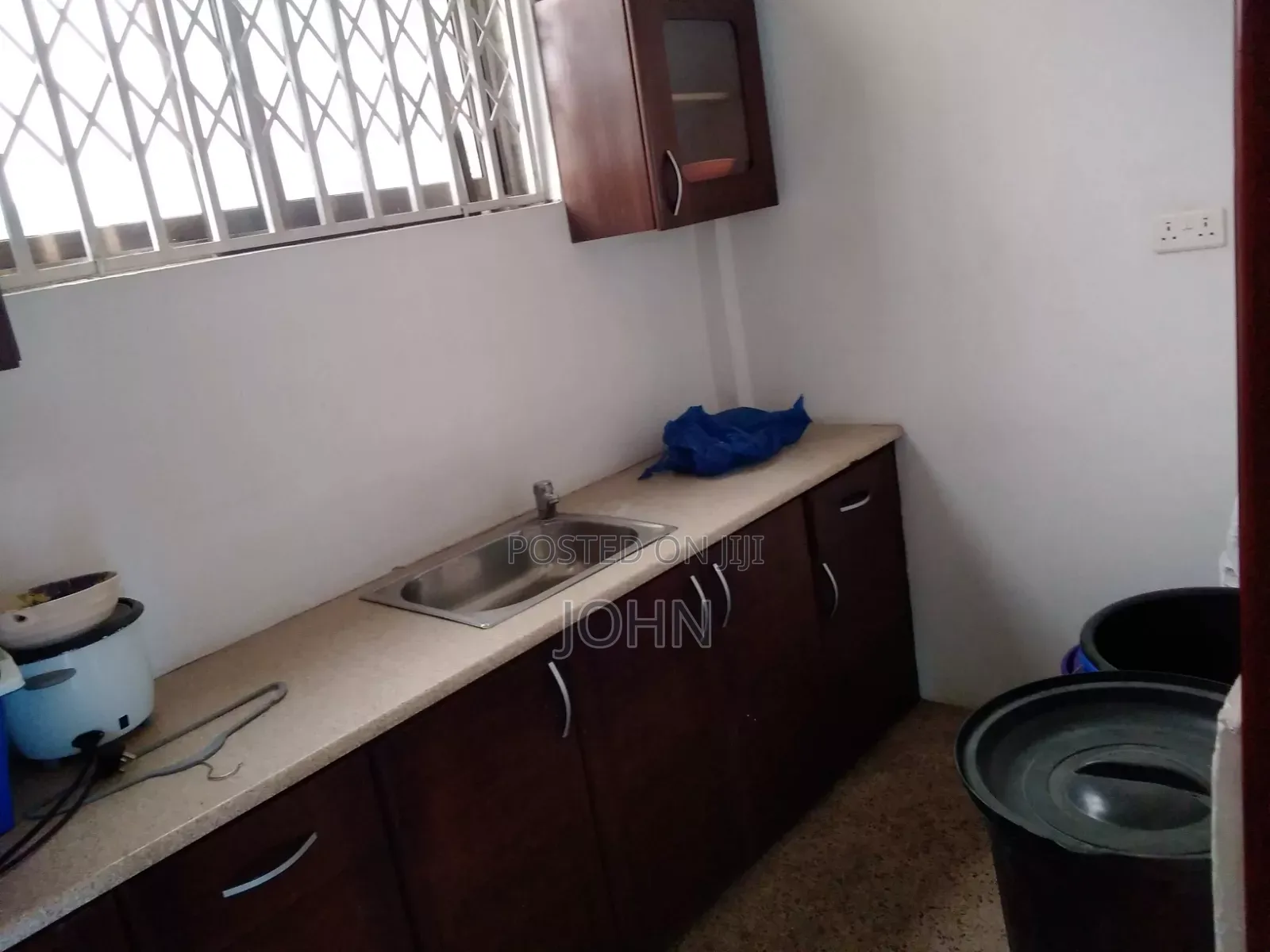 1bdrm Room & Parlour in Survivorestates, Old Barrier for rent