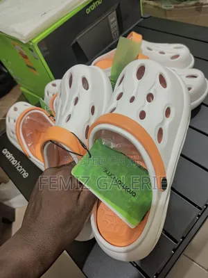 Oraimo Guardwalk Cloud-Soft Thick Sole Holes Shoes