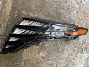 Hyundai Tucson 2020,2021,2022, Headlight Available