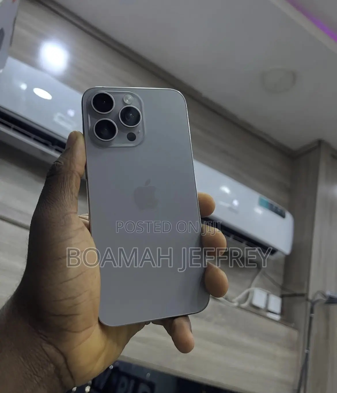 Apple iPhone 15 Pro Max 256 GB Gray