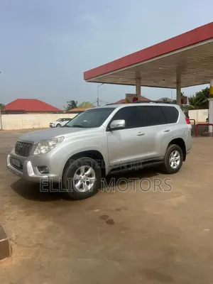 Toyota Land Cruiser Prado 2.7 i 2012 Silver