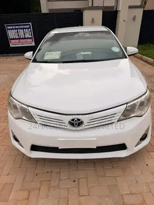 Toyota Camry L 4dr Sedan (2.5L 4cyl 6A) 2014 White