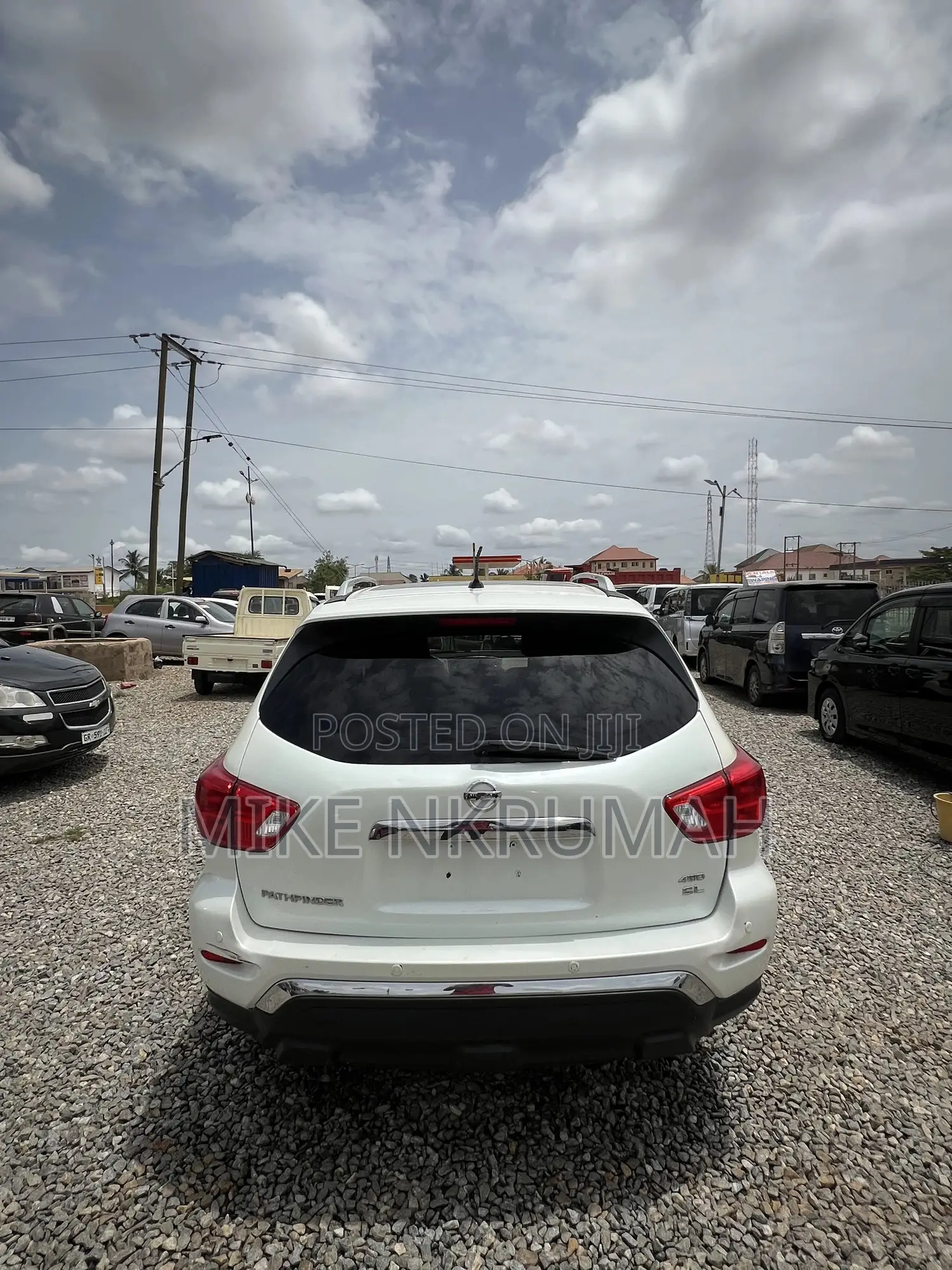 Nissan Pathfinder 2017 White