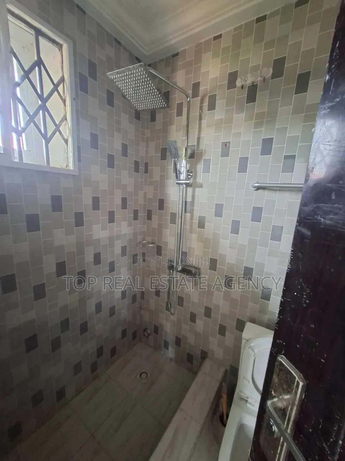 2bdrm Apartment in Oyarifa Kb, Owusu Ansah for rent