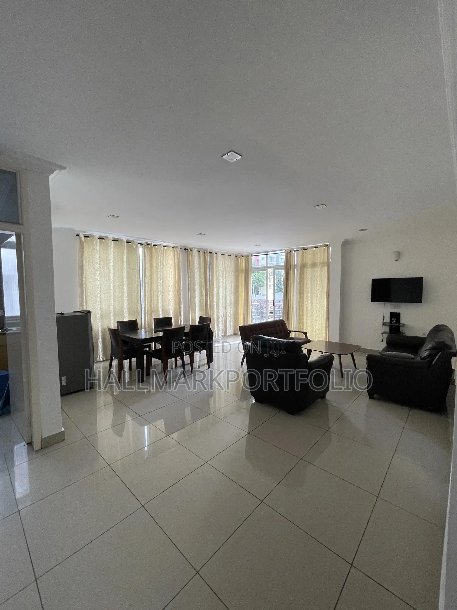 Furnished 3bdrm Apartment in East Legon for sale