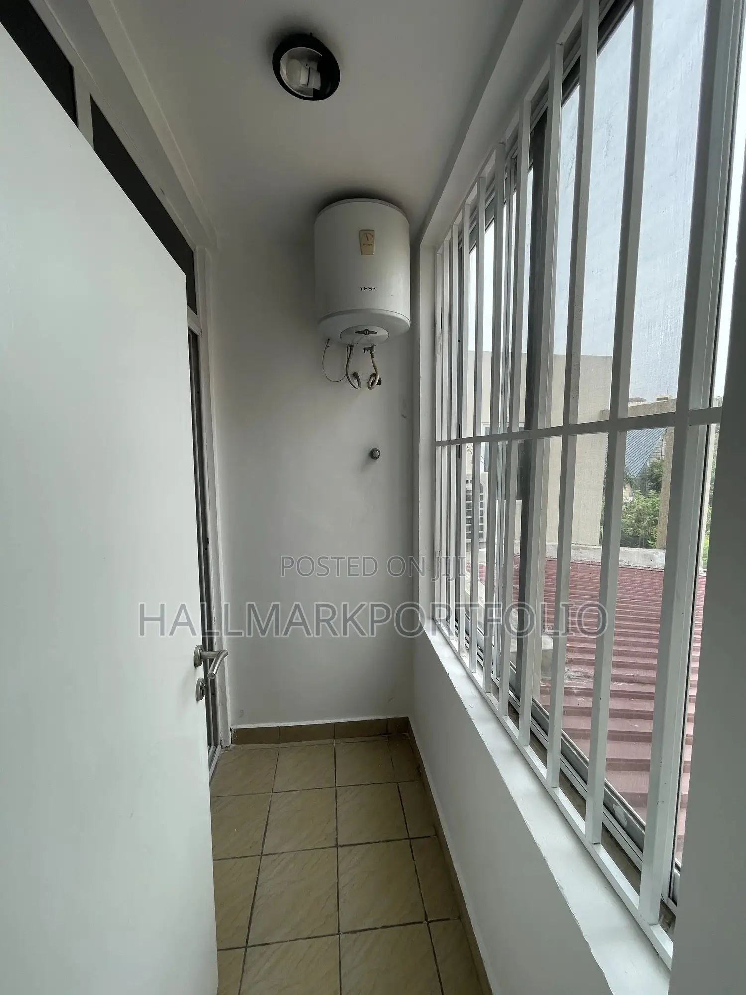 Furnished 3bdrm Apartment in East Legon for sale