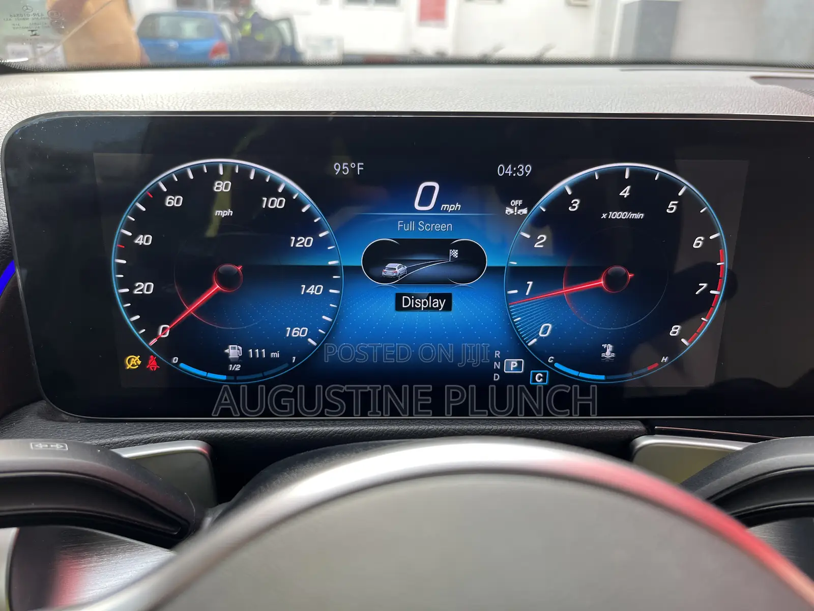 Mercedes-Benz GLB-Class 2023 White